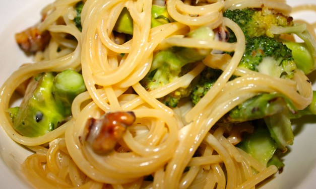 Spaghetti with Broccoli, Brie and Walnuts